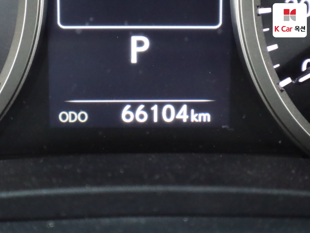 لكزس - NX300h (2020)