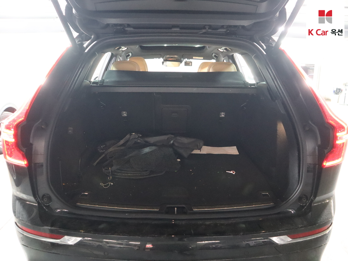 فولفو - XC60 (2020)