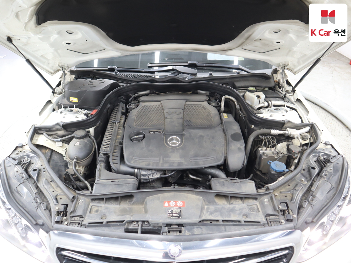 مرسيدس E-CLASS