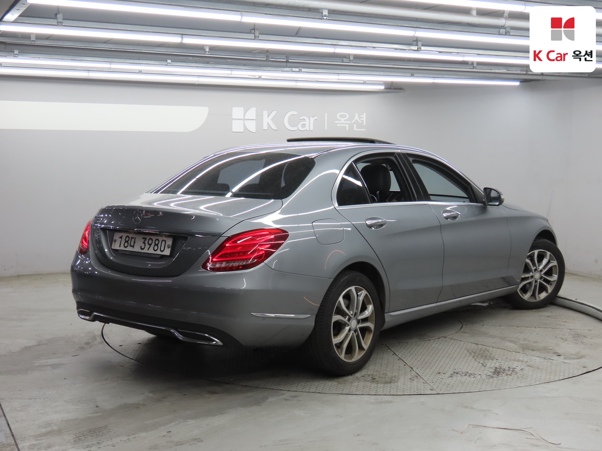 مرسيدس C-CLASS