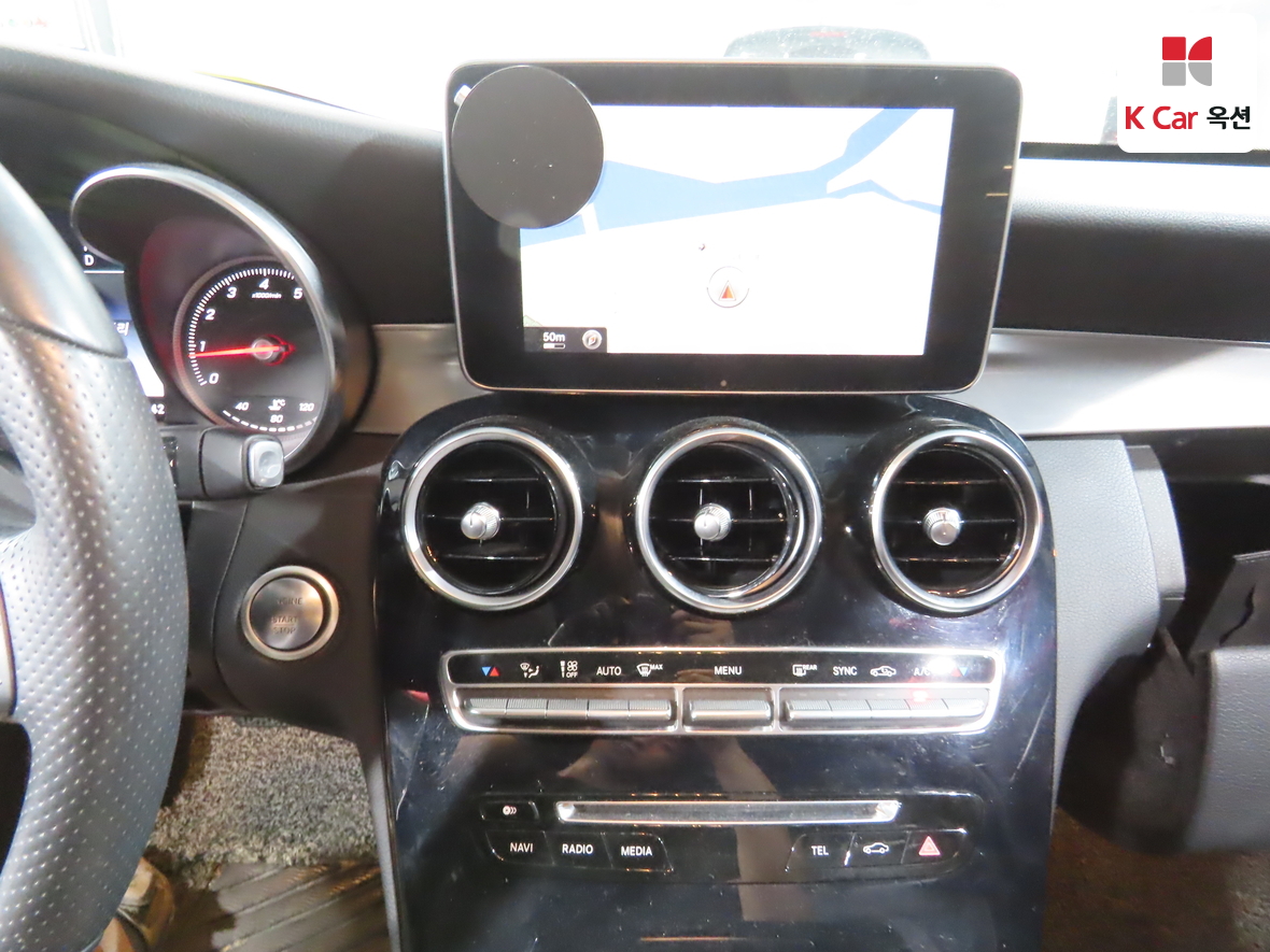 مرسيدس C-CLASS