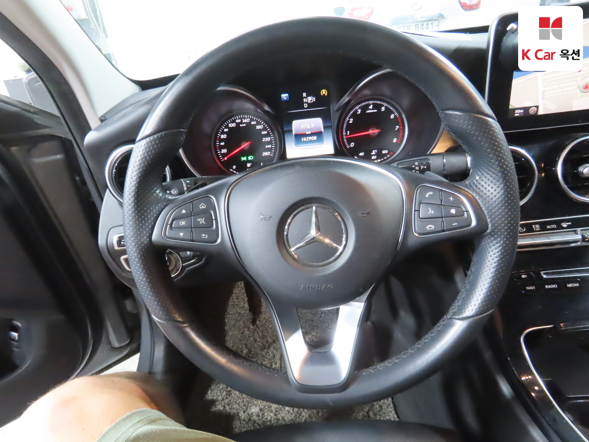 مرسيدس C-CLASS