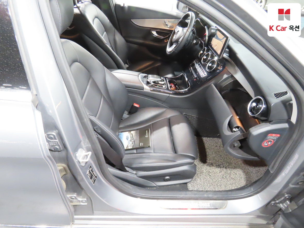 مرسيدس C-CLASS