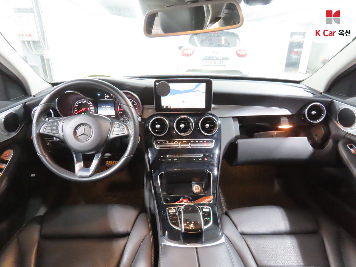 مرسيدس C-CLASS