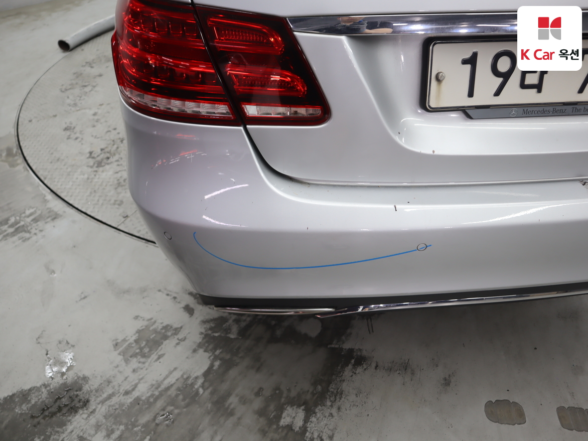مرسيدس E-CLASS