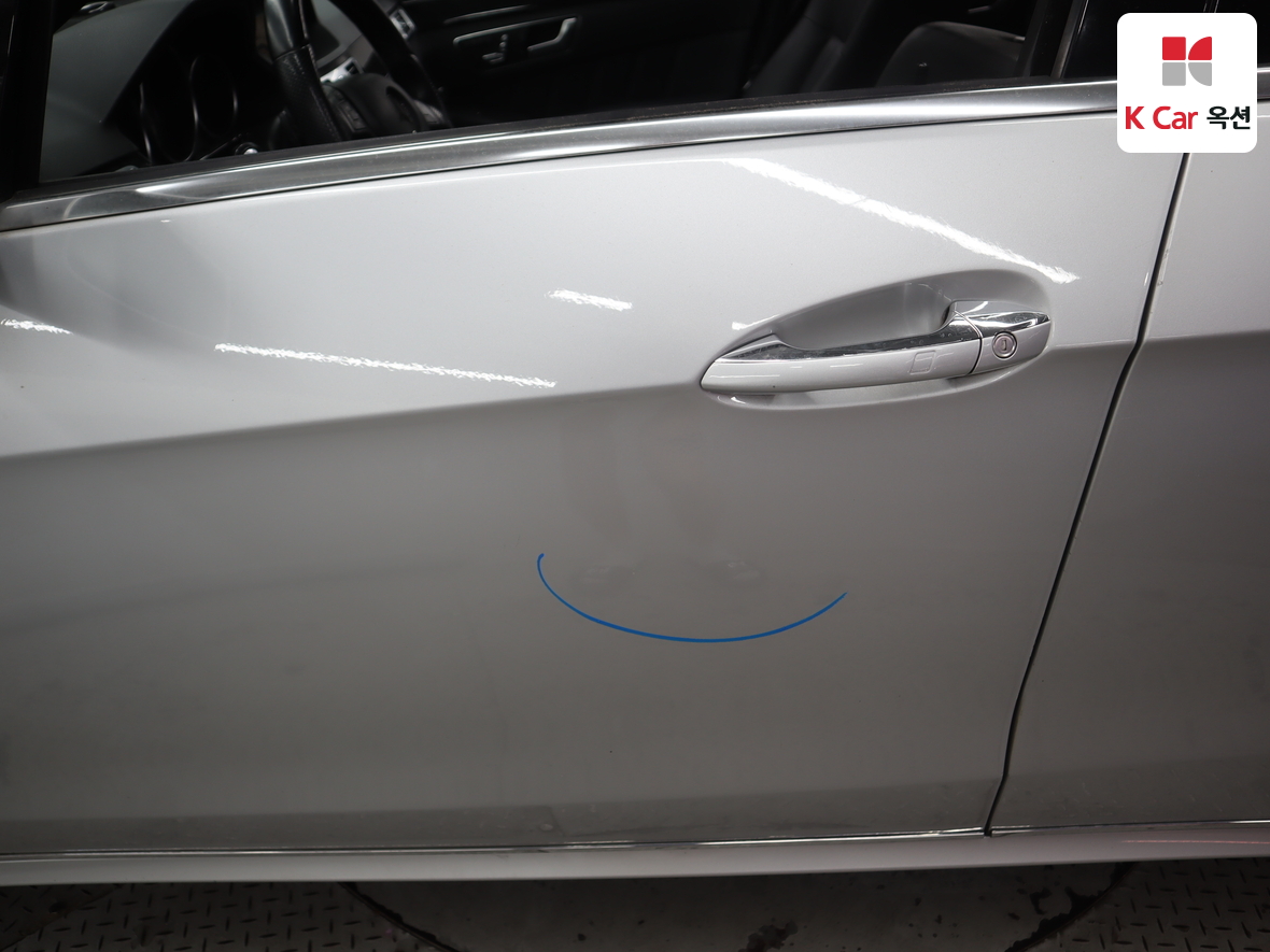 مرسيدس E-CLASS