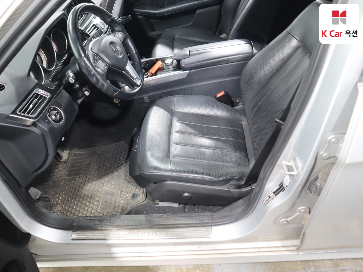 مرسيدس E-CLASS