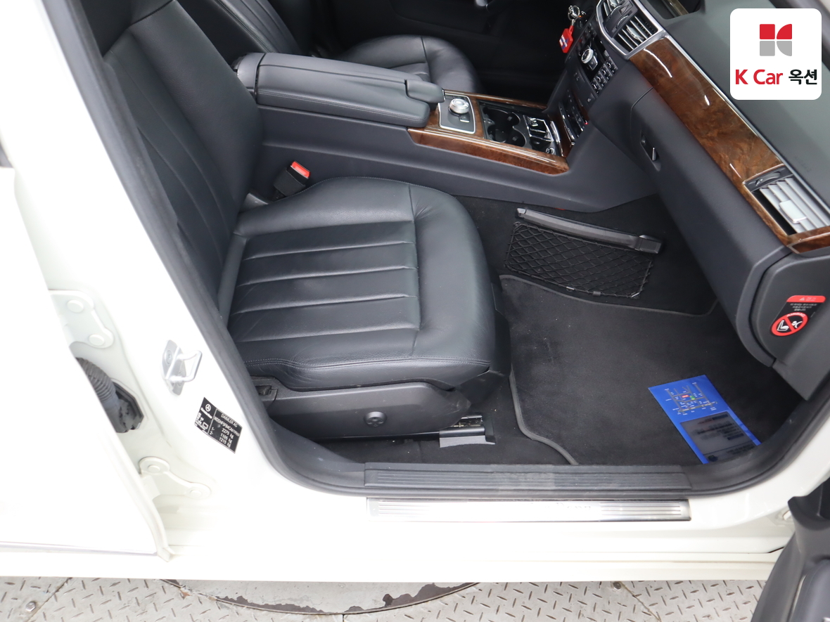 مرسيدس E-CLASS