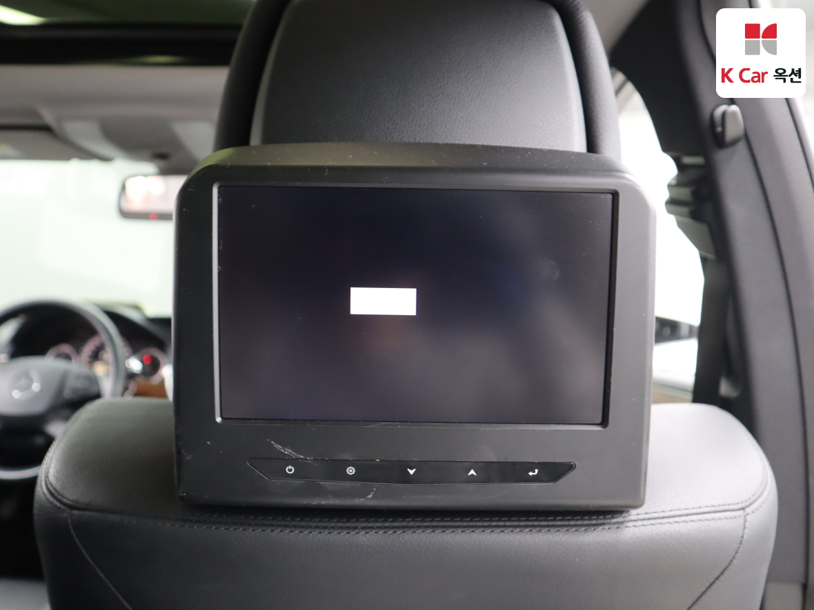 مرسيدس E-CLASS