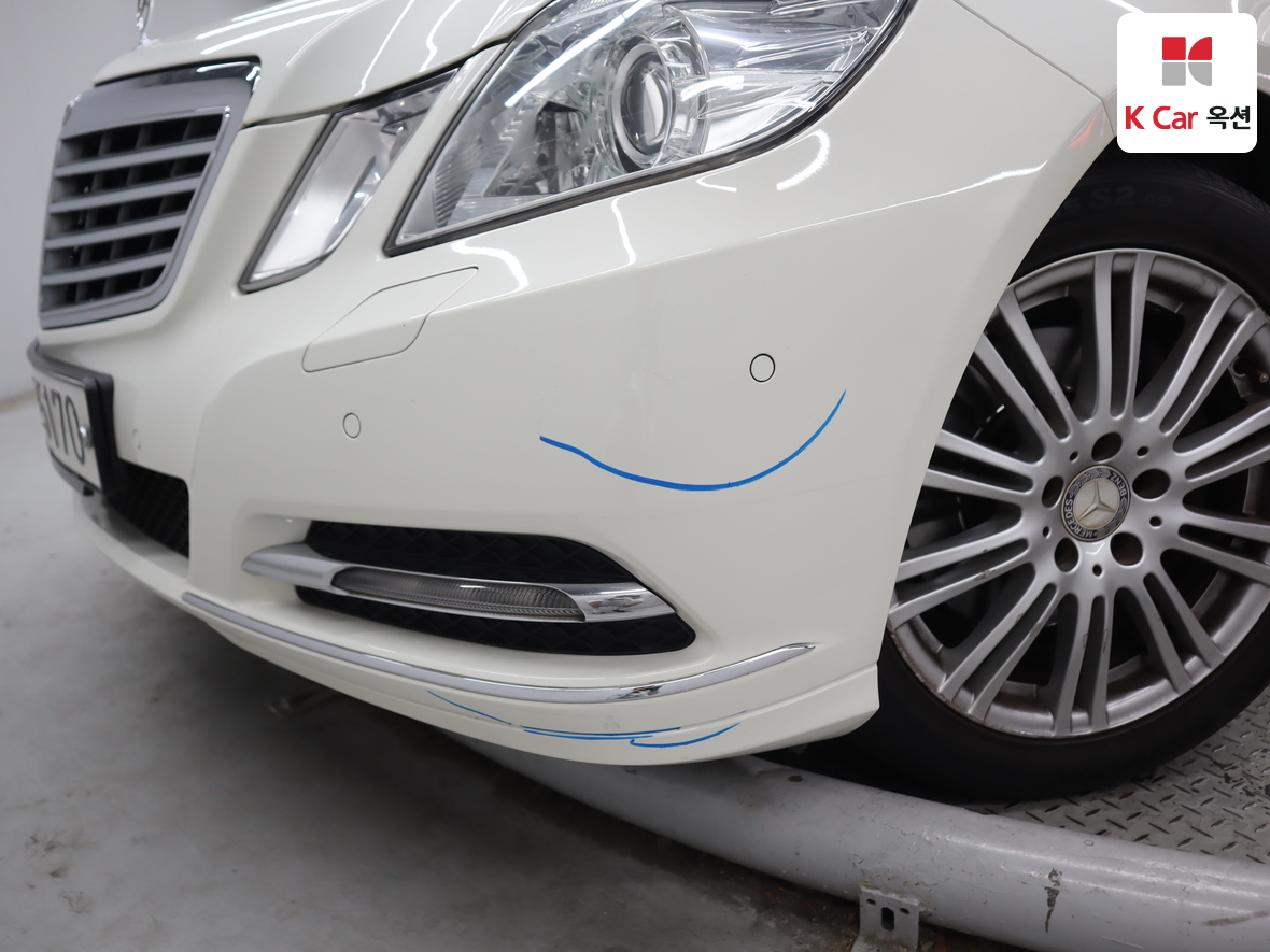 مرسيدس E-CLASS