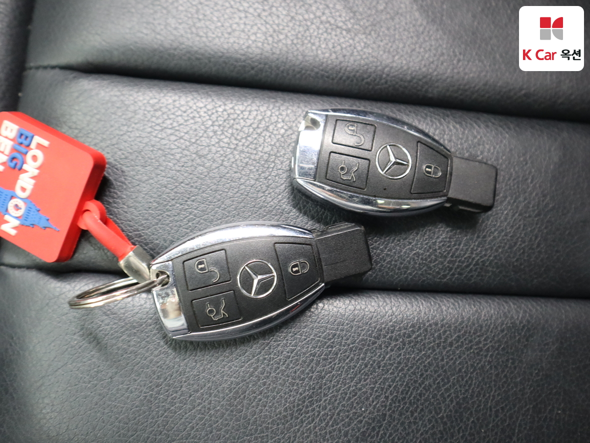 مرسيدس E-CLASS