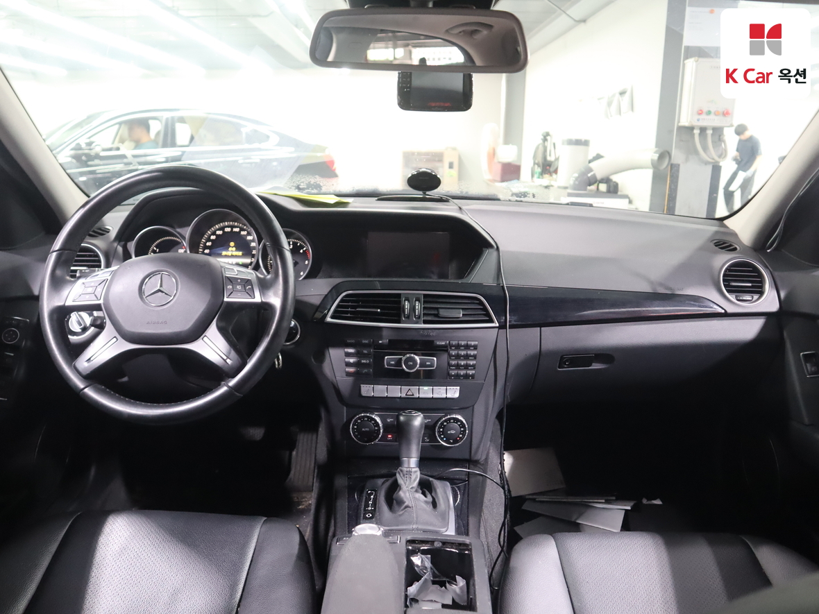 مرسيدس C-CLASS