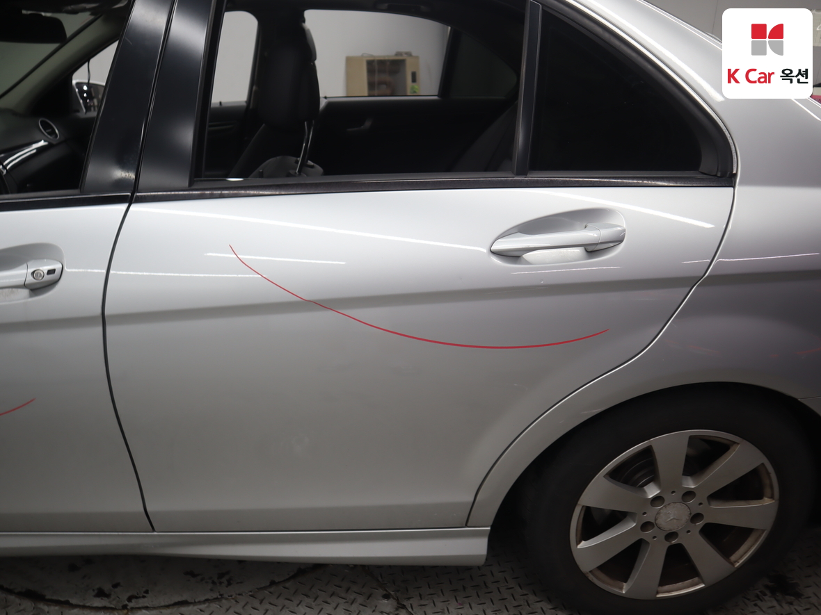 مرسيدس C-CLASS