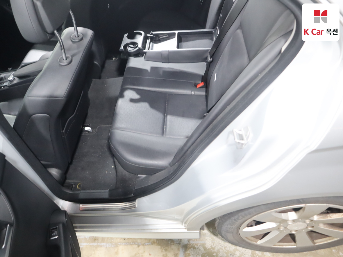 مرسيدس C-CLASS
