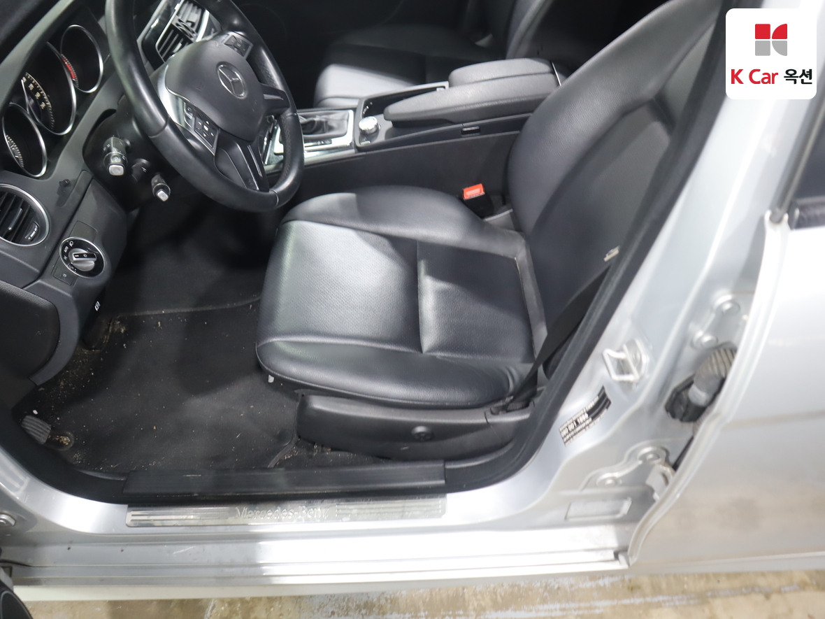 مرسيدس C-CLASS