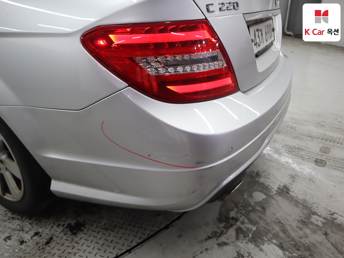 مرسيدس C-CLASS