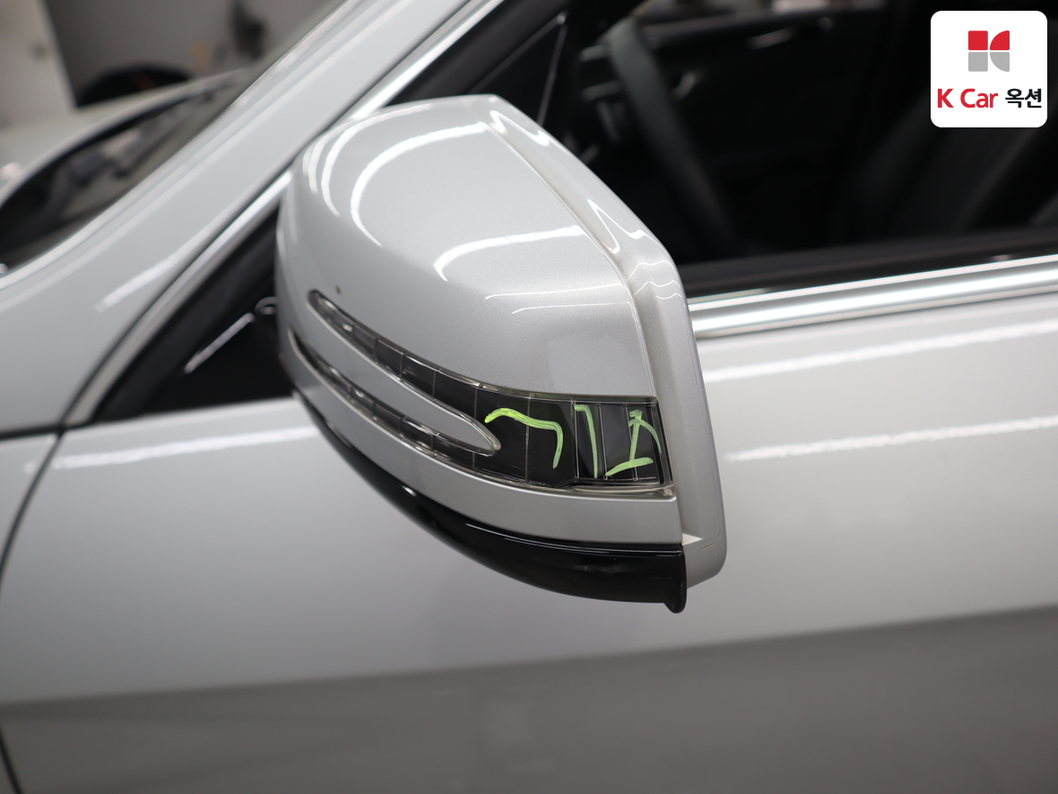 مرسيدس E-CLASS