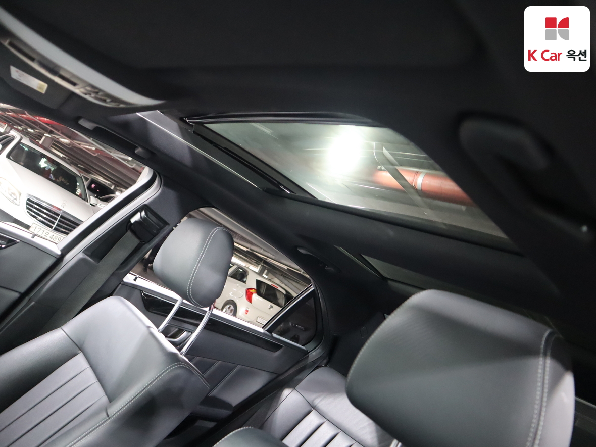 مرسيدس E-CLASS