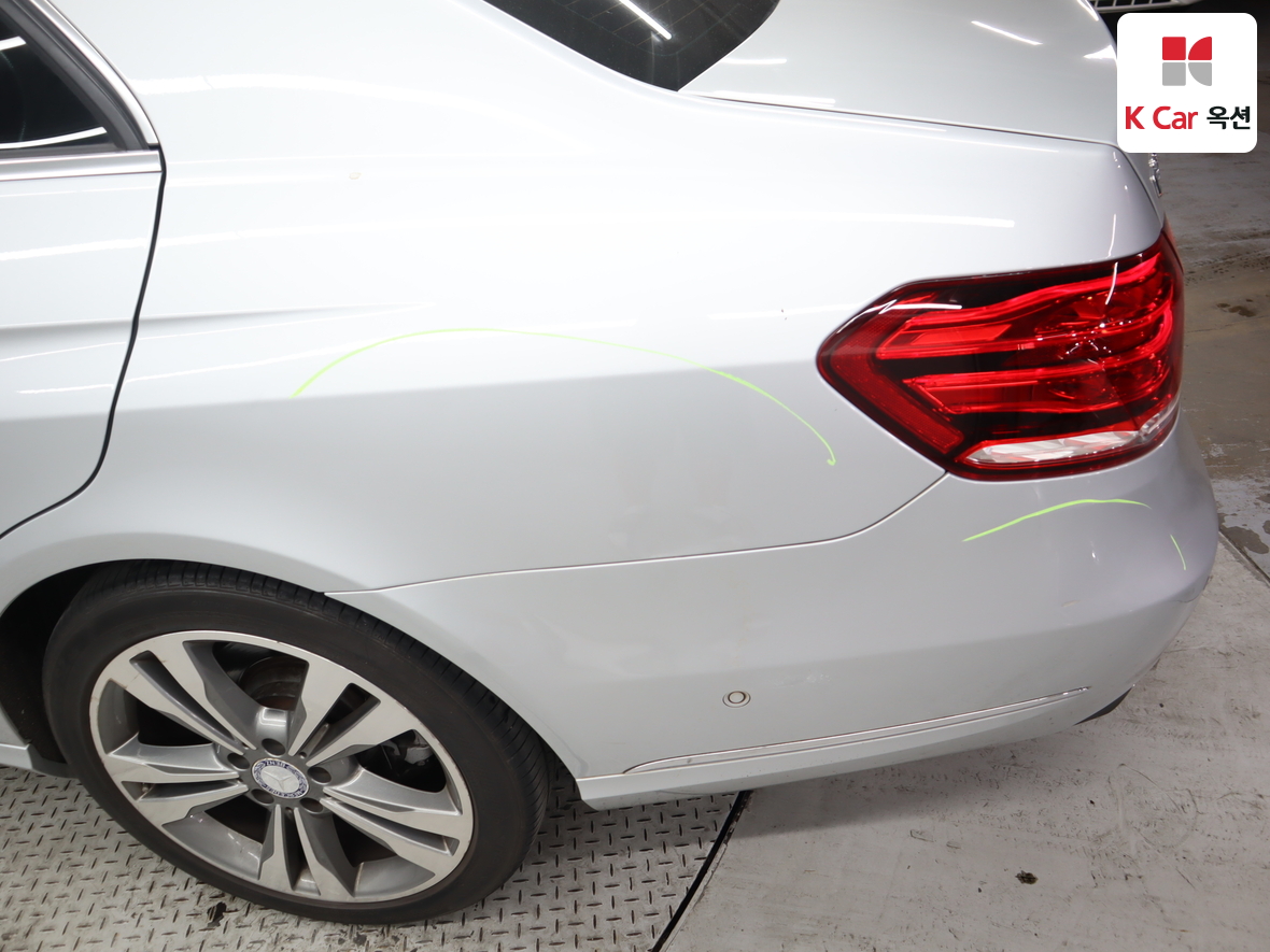 مرسيدس E-CLASS