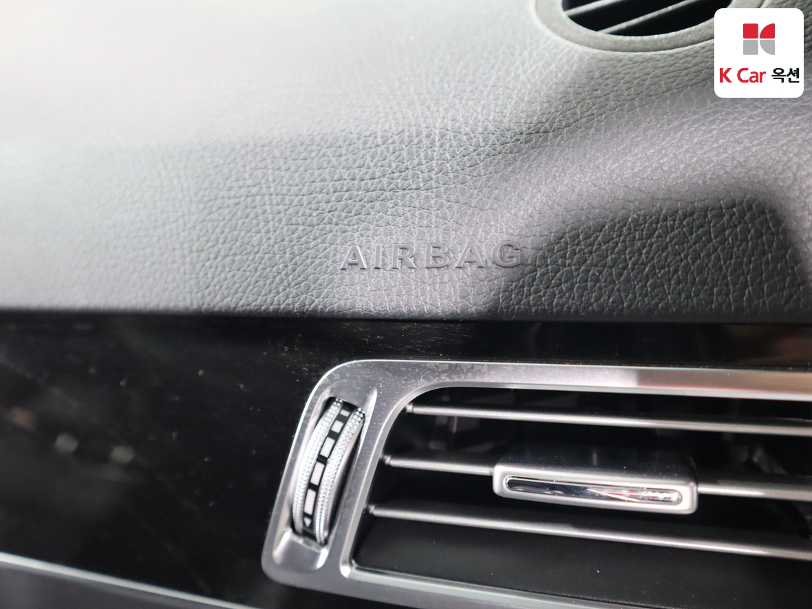 مرسيدس E-CLASS