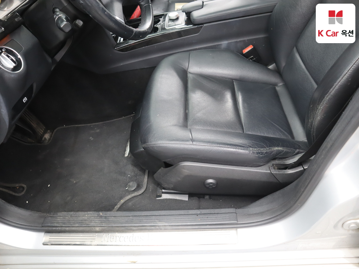 مرسيدس E-CLASS