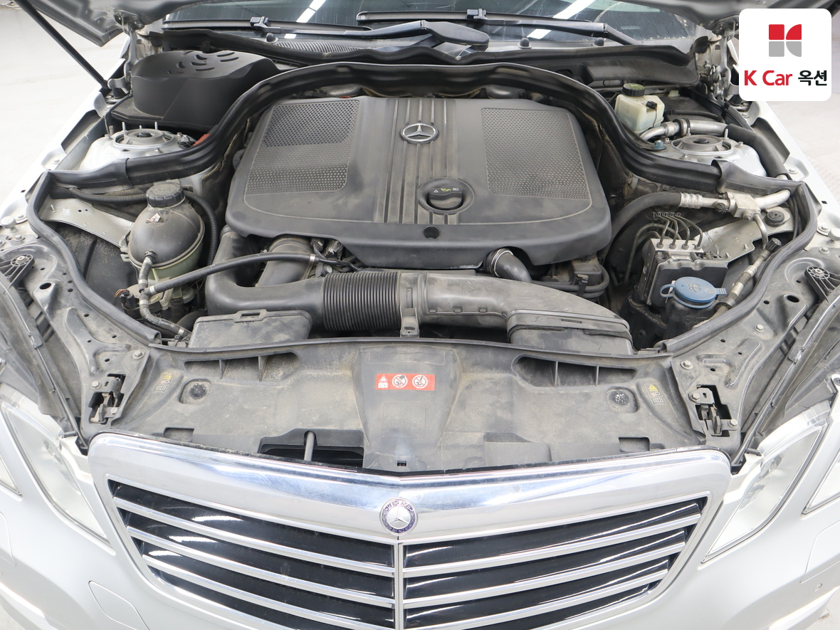 مرسيدس E-CLASS