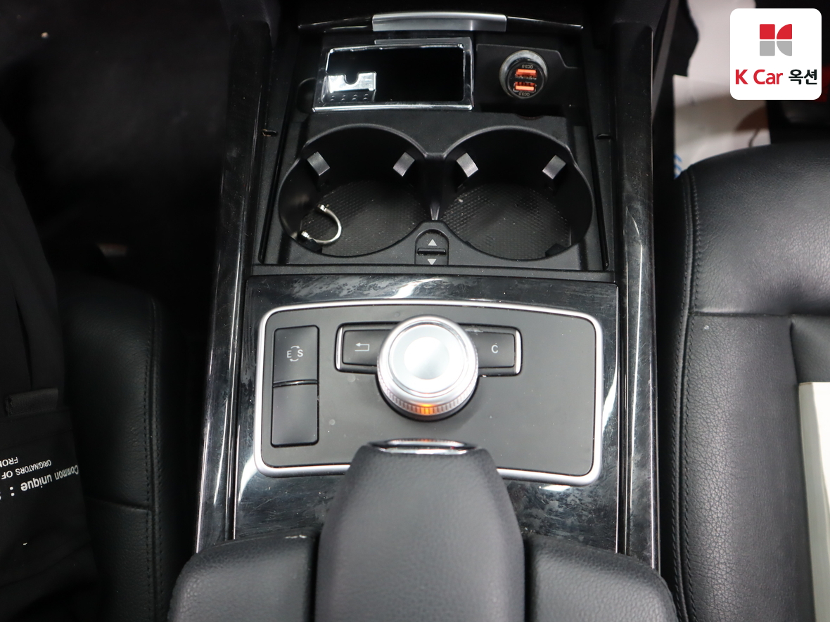 مرسيدس E-CLASS