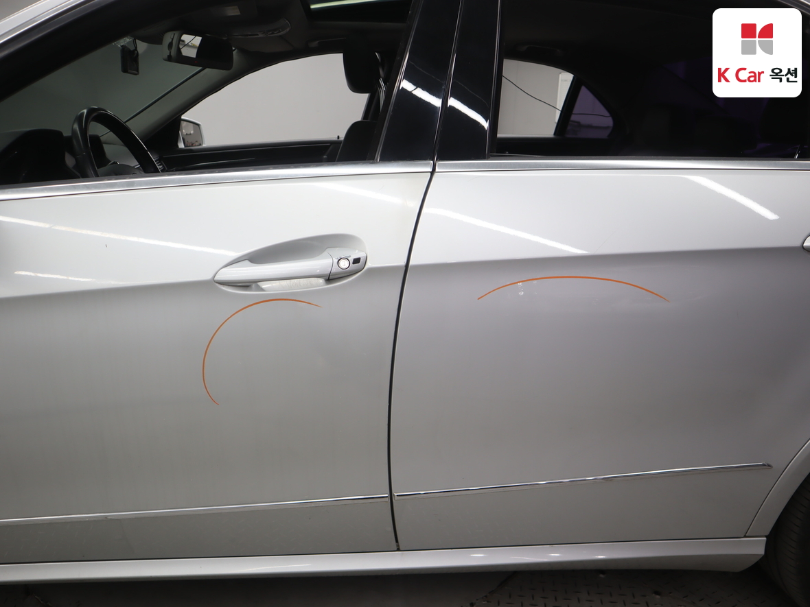 مرسيدس E-CLASS