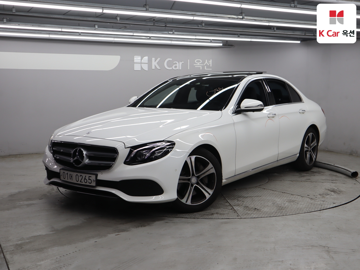مرسيدس E-CLASS