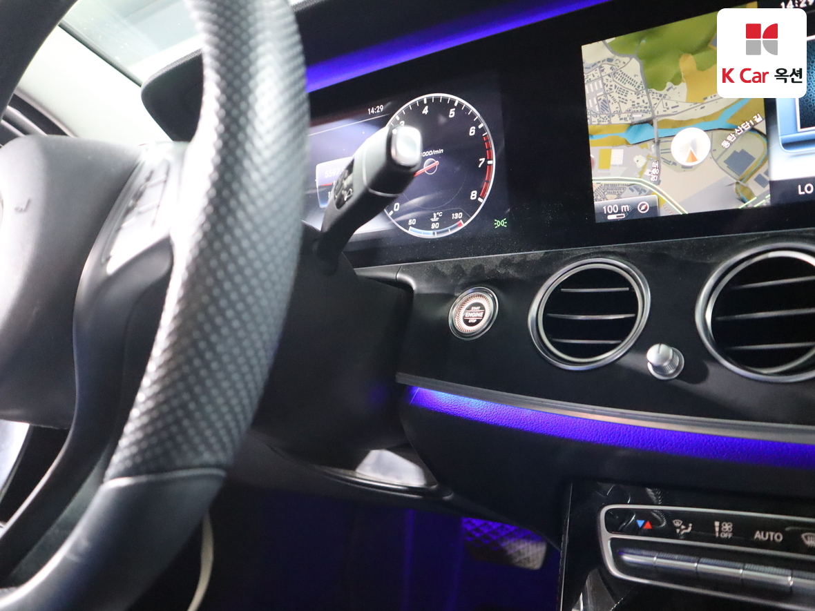 مرسيدس E-CLASS
