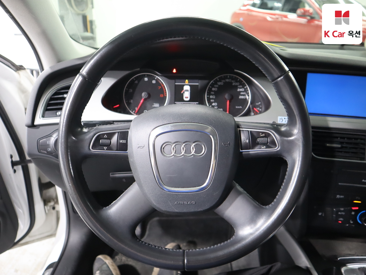 أودي A4