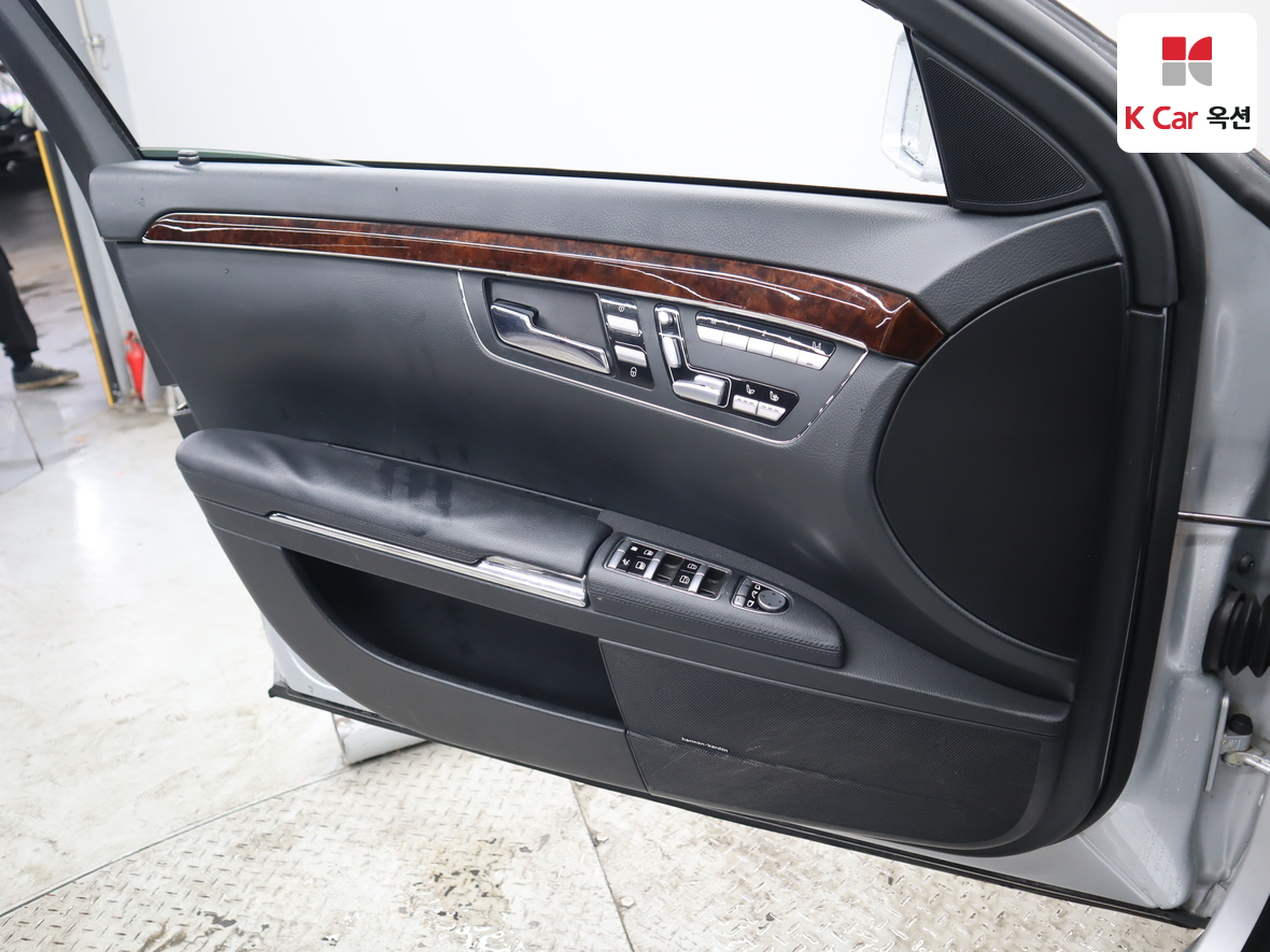 مرسيدس S-CLASS