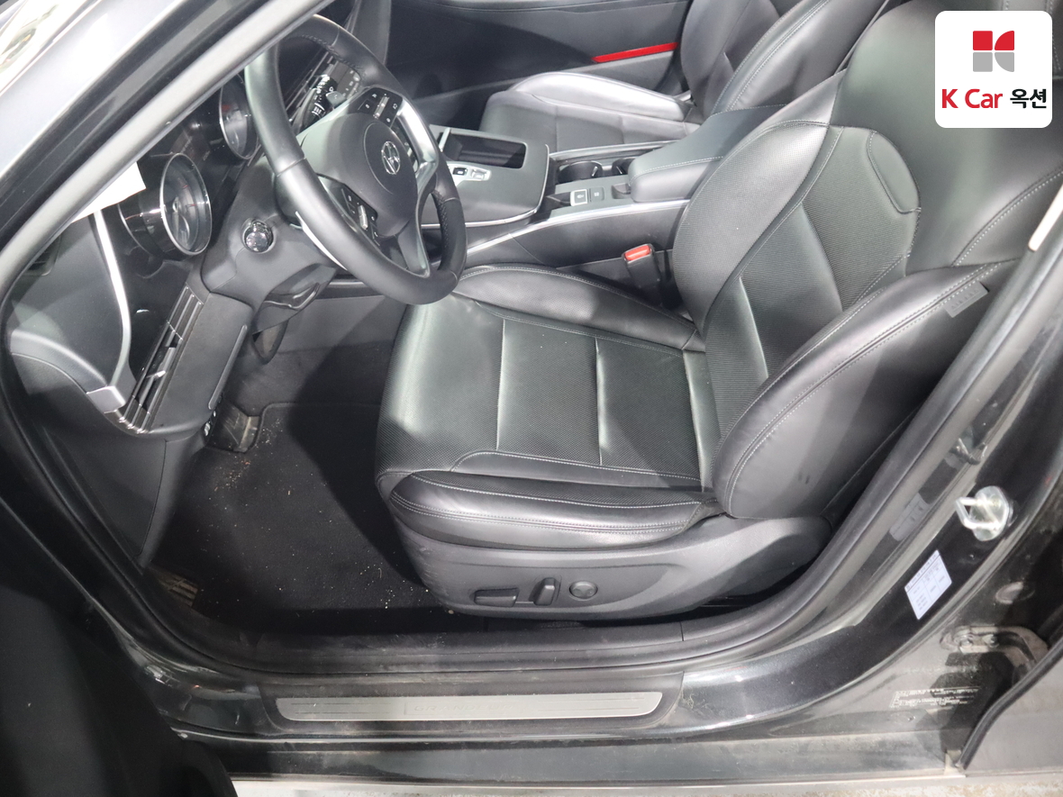 هيونداي أزيرا