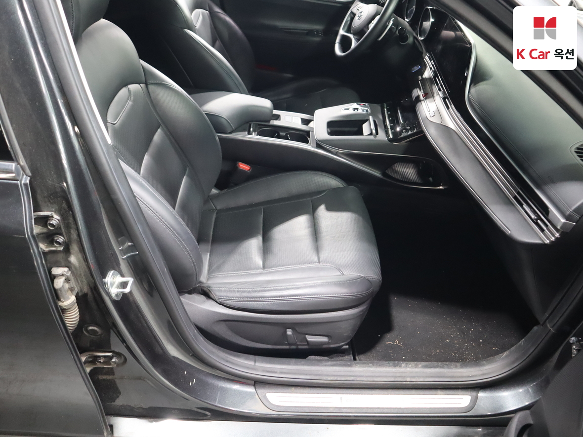 هيونداي أزيرا