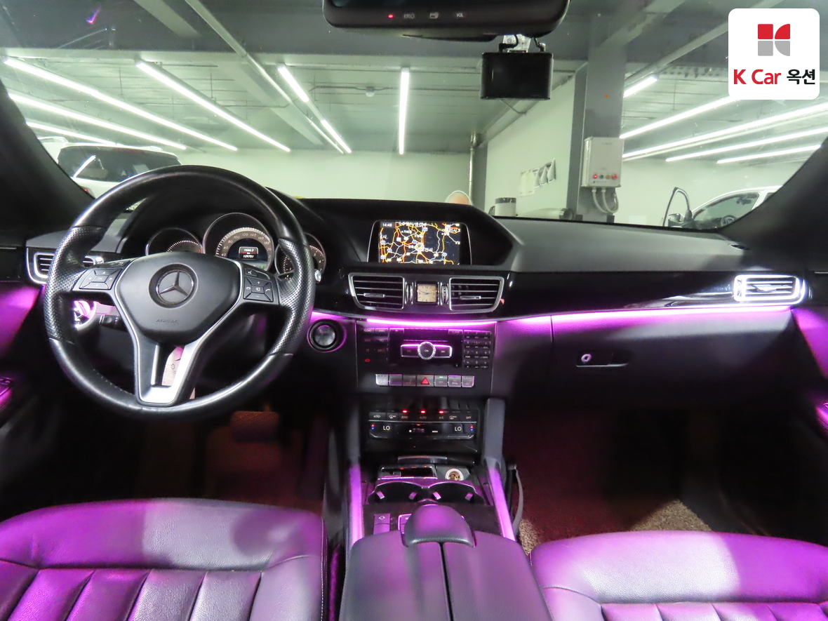 مرسيدس E-CLASS