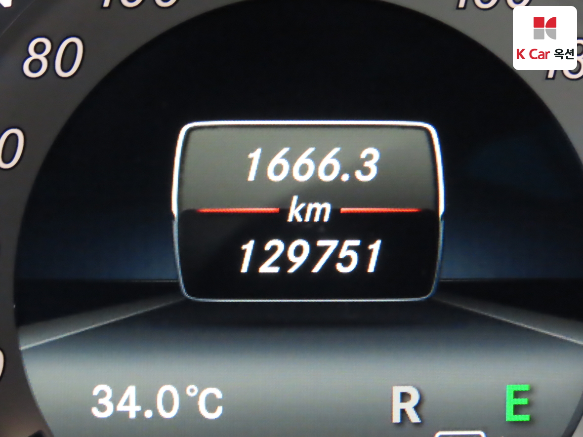 مرسيدس E-CLASS