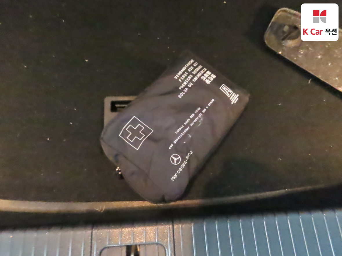 مرسيدس E-CLASS