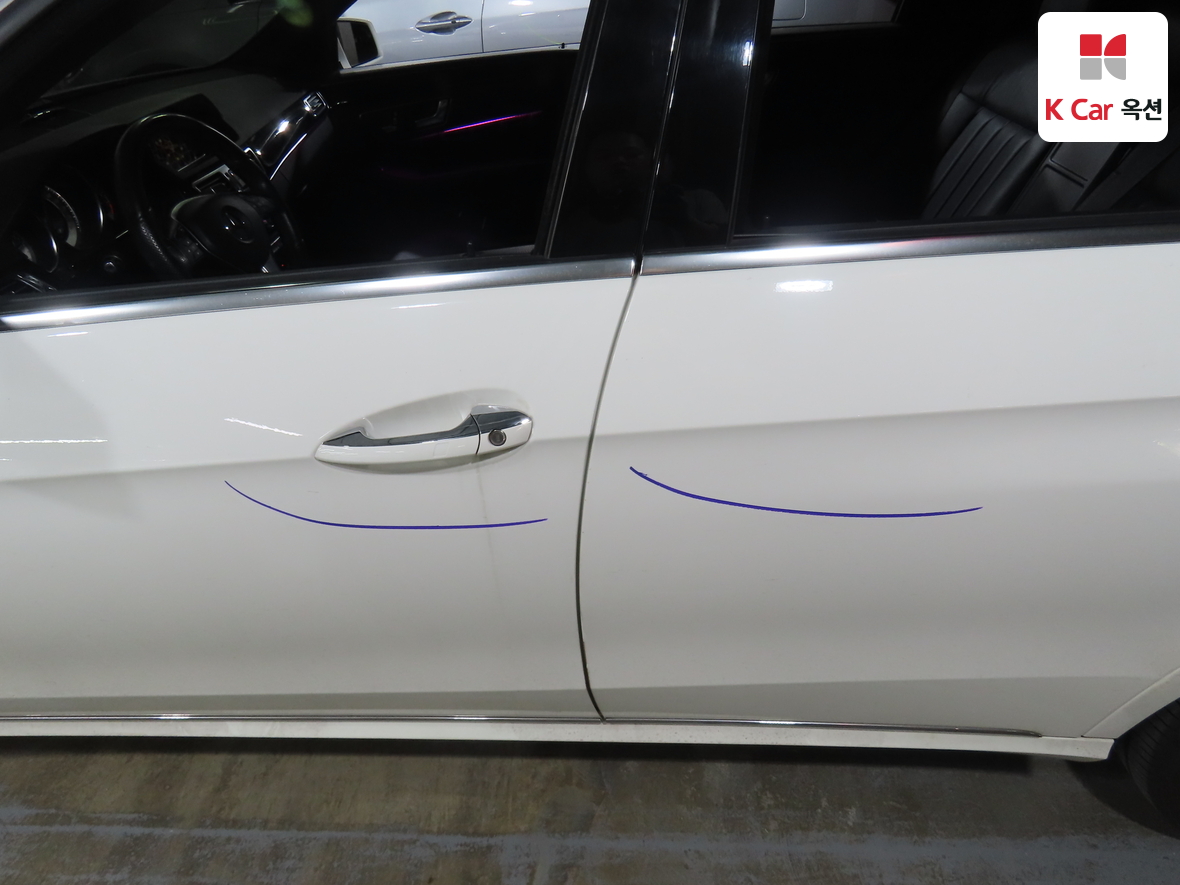 مرسيدس E-CLASS