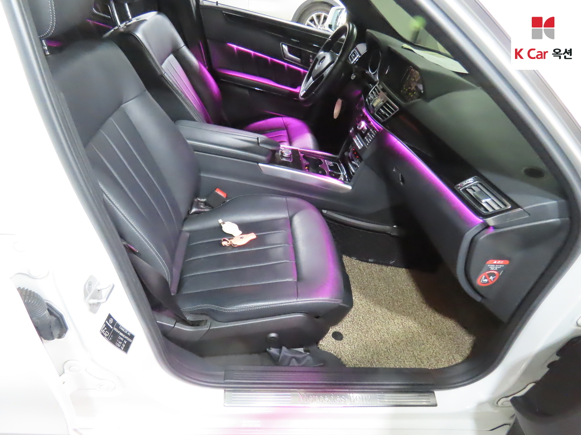 مرسيدس E-CLASS