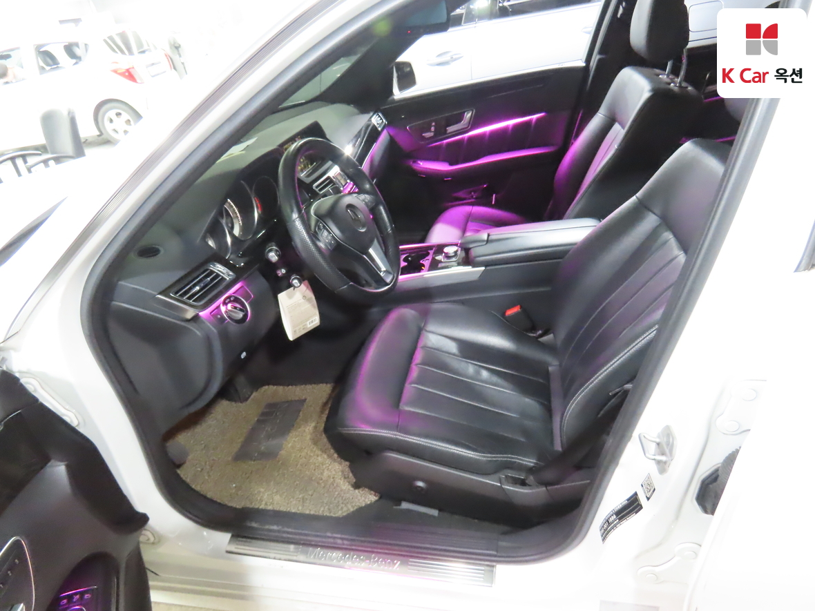 مرسيدس E-CLASS