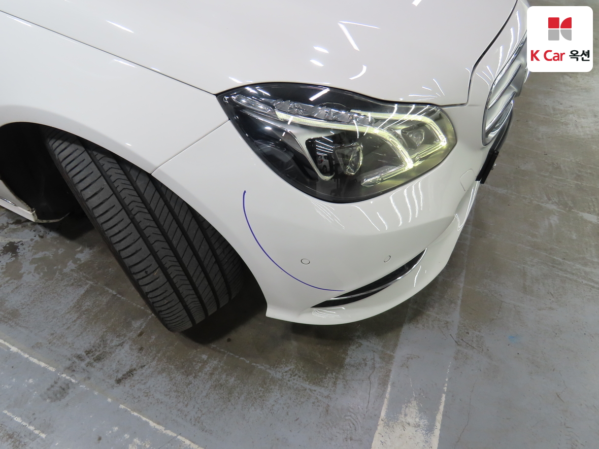 مرسيدس E-CLASS