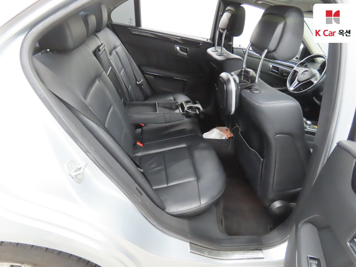 مرسيدس E-CLASS