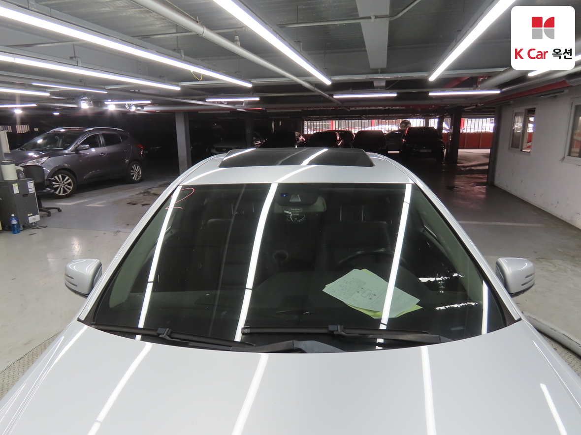 مرسيدس E-CLASS