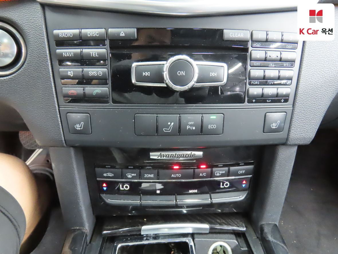 مرسيدس E-CLASS