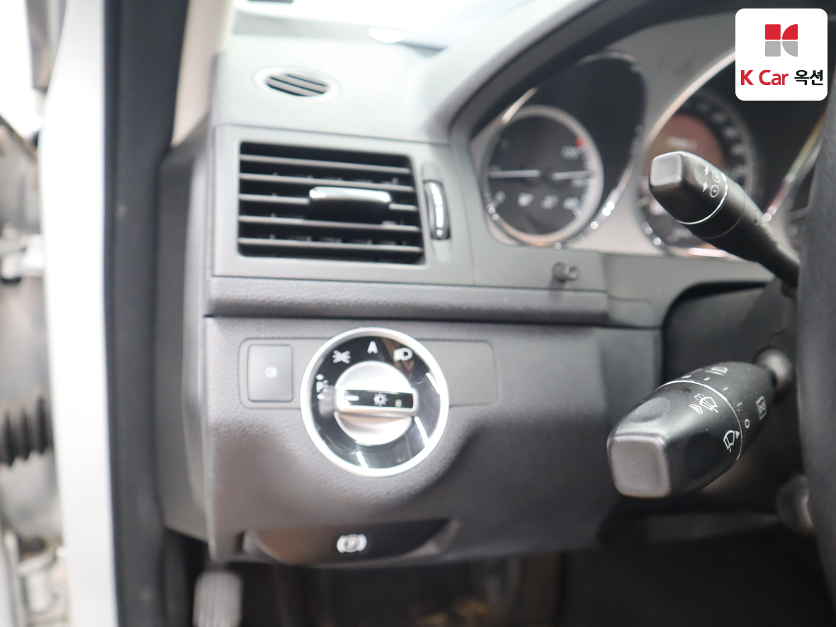 مرسيدس C-CLASS