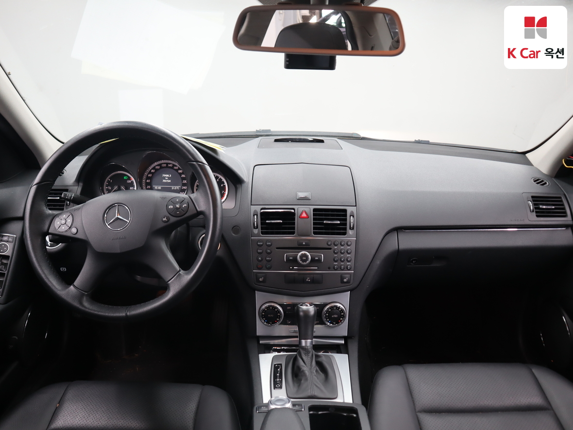 مرسيدس C-CLASS