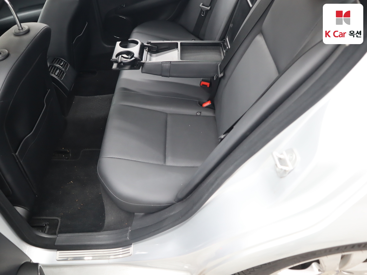 مرسيدس C-CLASS