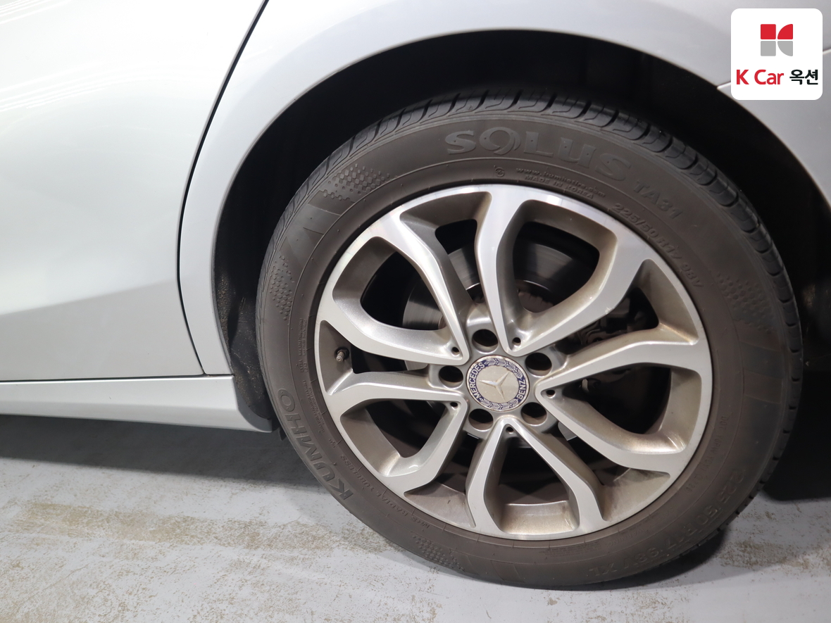 مرسيدس C-CLASS