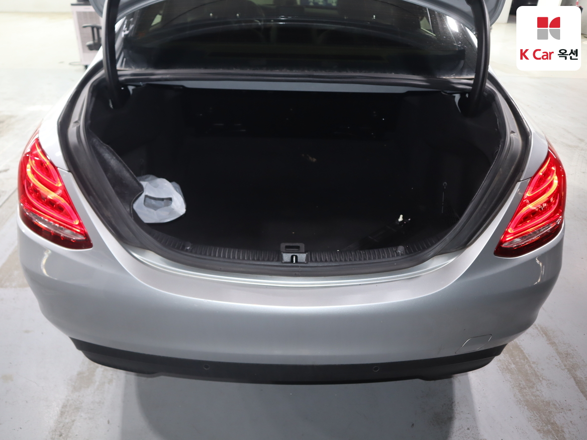 مرسيدس C-CLASS