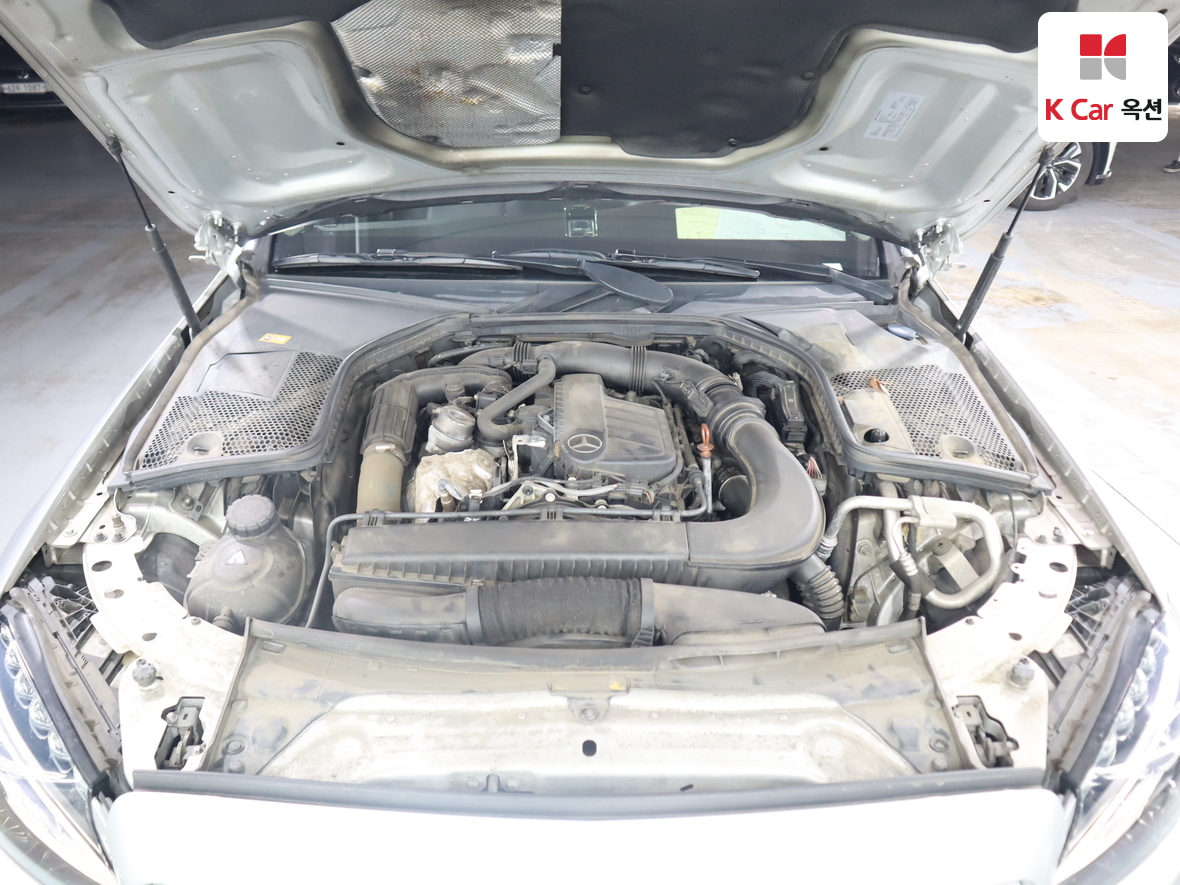 مرسيدس C-CLASS